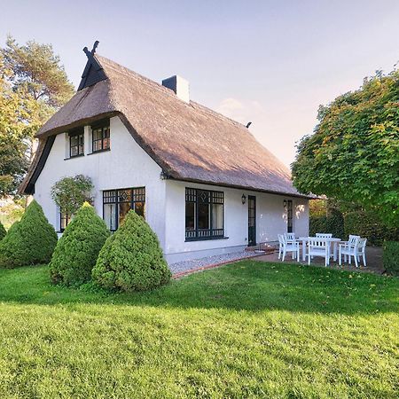 Reetdachhaus Mit Grossem Garten Und Kamin Marlow Buitenkant foto