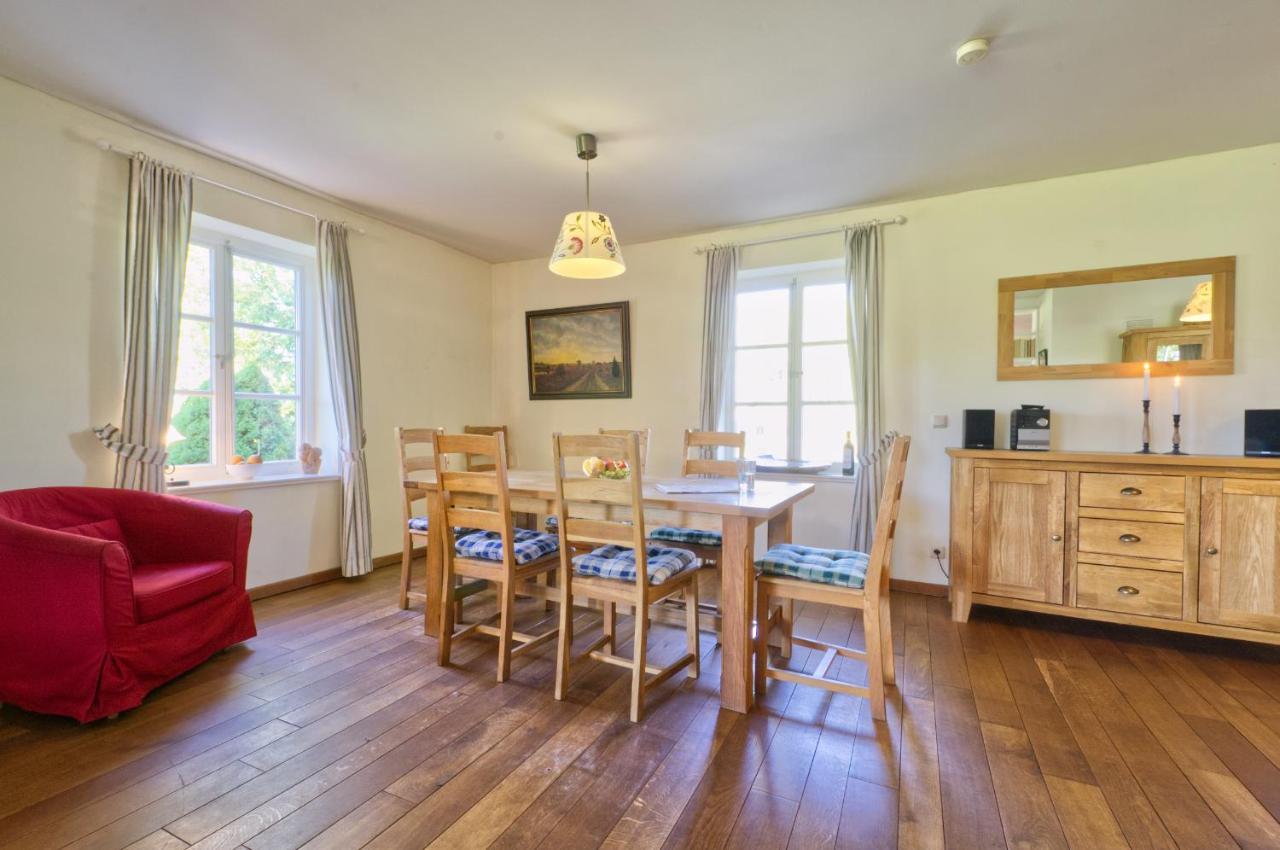 Reetdachhaus Mit Grossem Garten Und Kamin Marlow Buitenkant foto