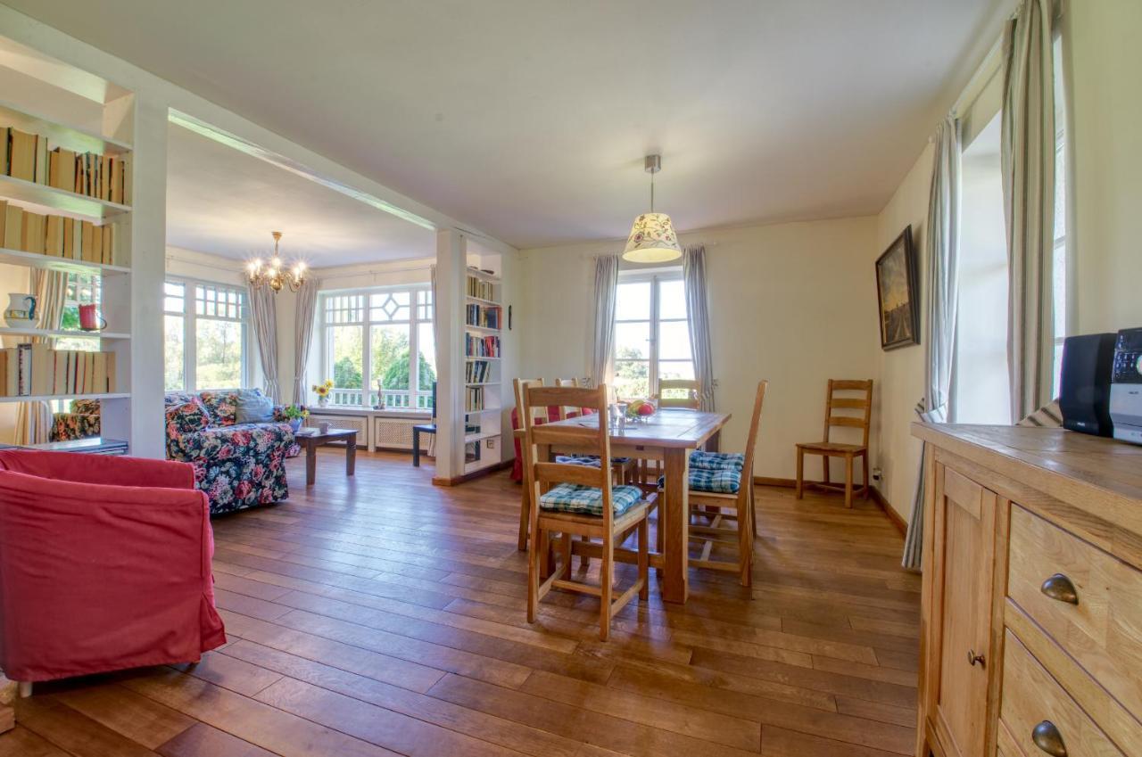 Reetdachhaus Mit Grossem Garten Und Kamin Marlow Buitenkant foto