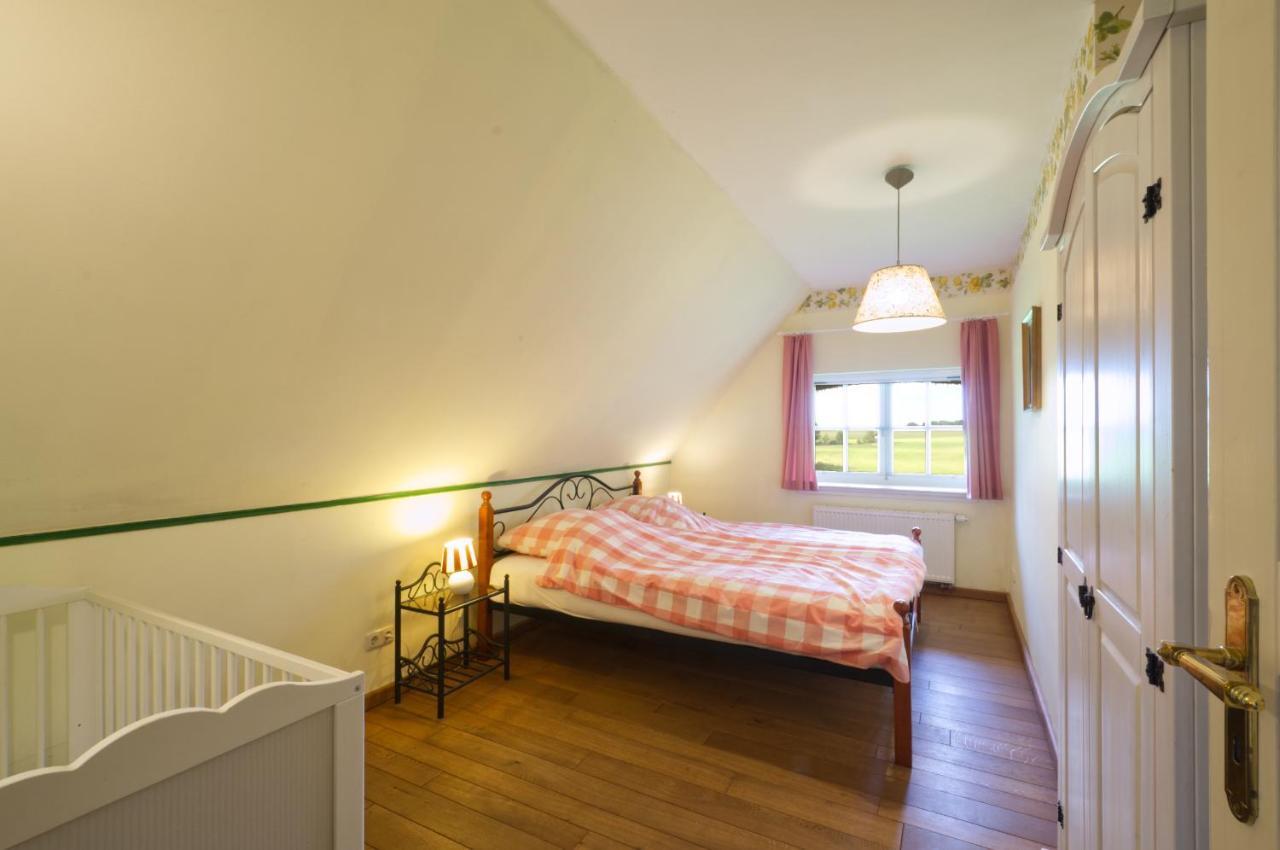 Reetdachhaus Mit Grossem Garten Und Kamin Marlow Buitenkant foto