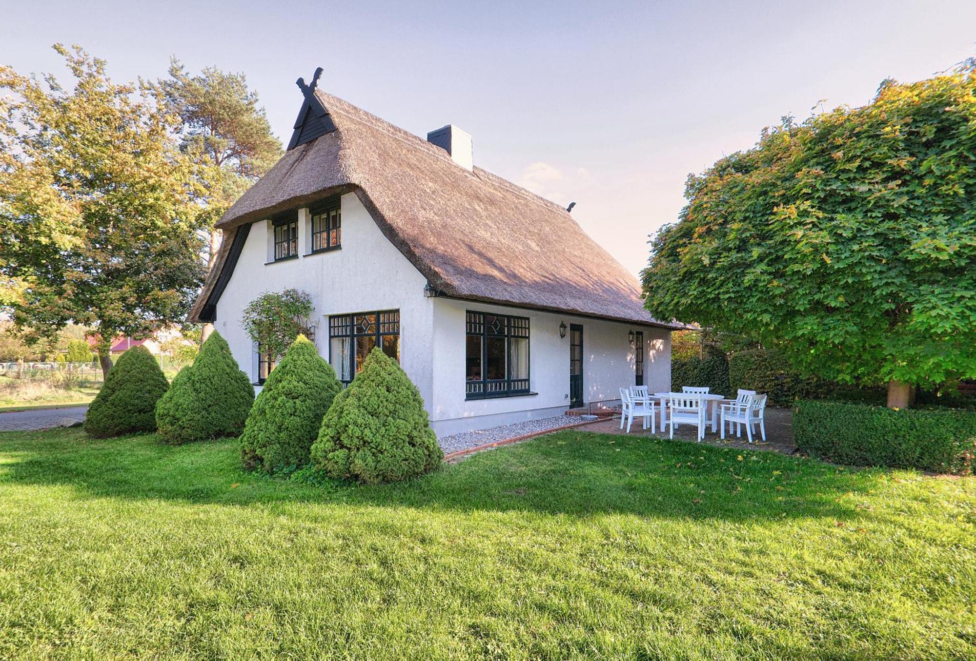 Reetdachhaus Mit Grossem Garten Und Kamin Marlow Buitenkant foto
